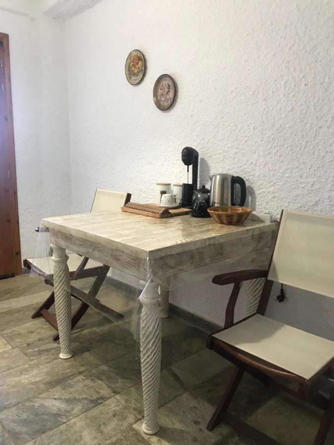 Sourpi Villas Nies Seaside Appartments מראה חיצוני תמונה