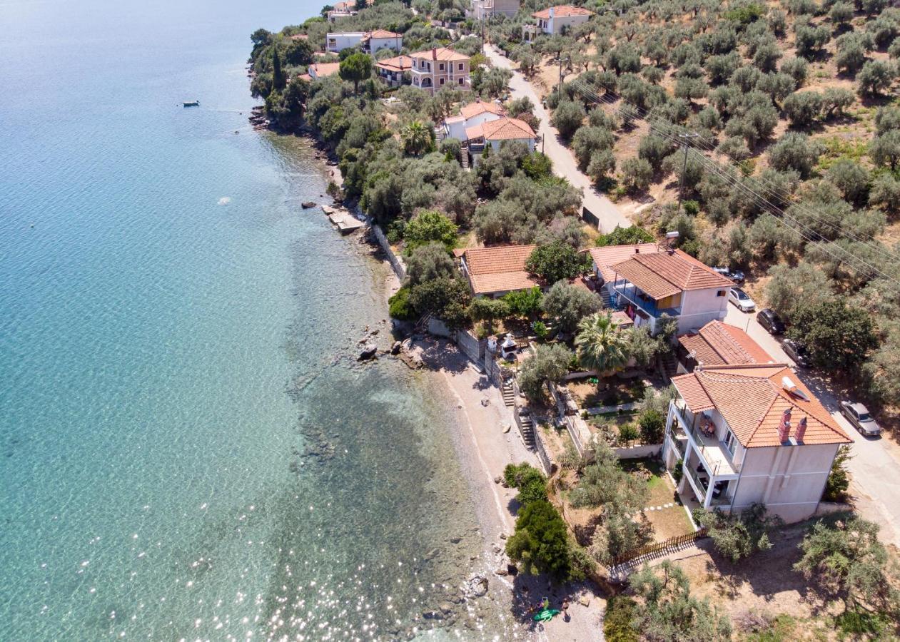 Sourpi Villas Nies Seaside Appartments מראה חיצוני תמונה