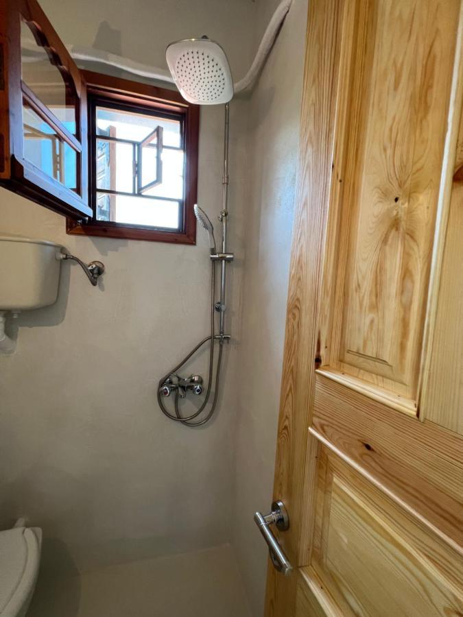 Sourpi Villas Nies Seaside Appartments מראה חיצוני תמונה