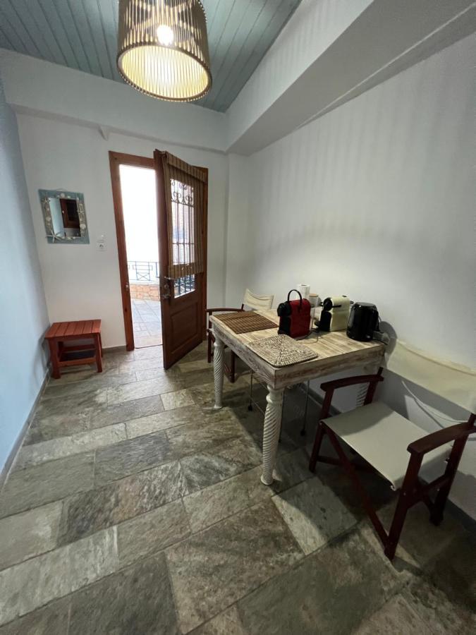Sourpi Villas Nies Seaside Appartments מראה חיצוני תמונה