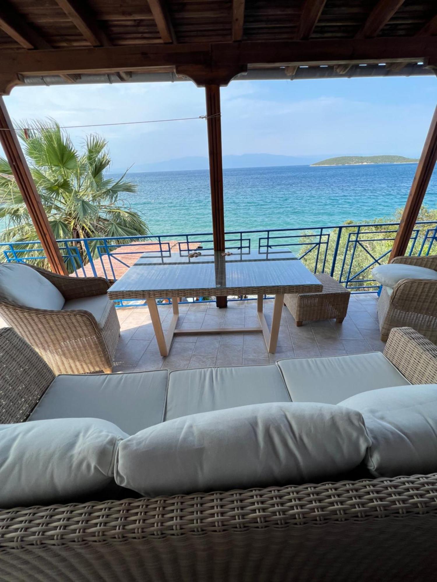 Sourpi Villas Nies Seaside Appartments מראה חיצוני תמונה
