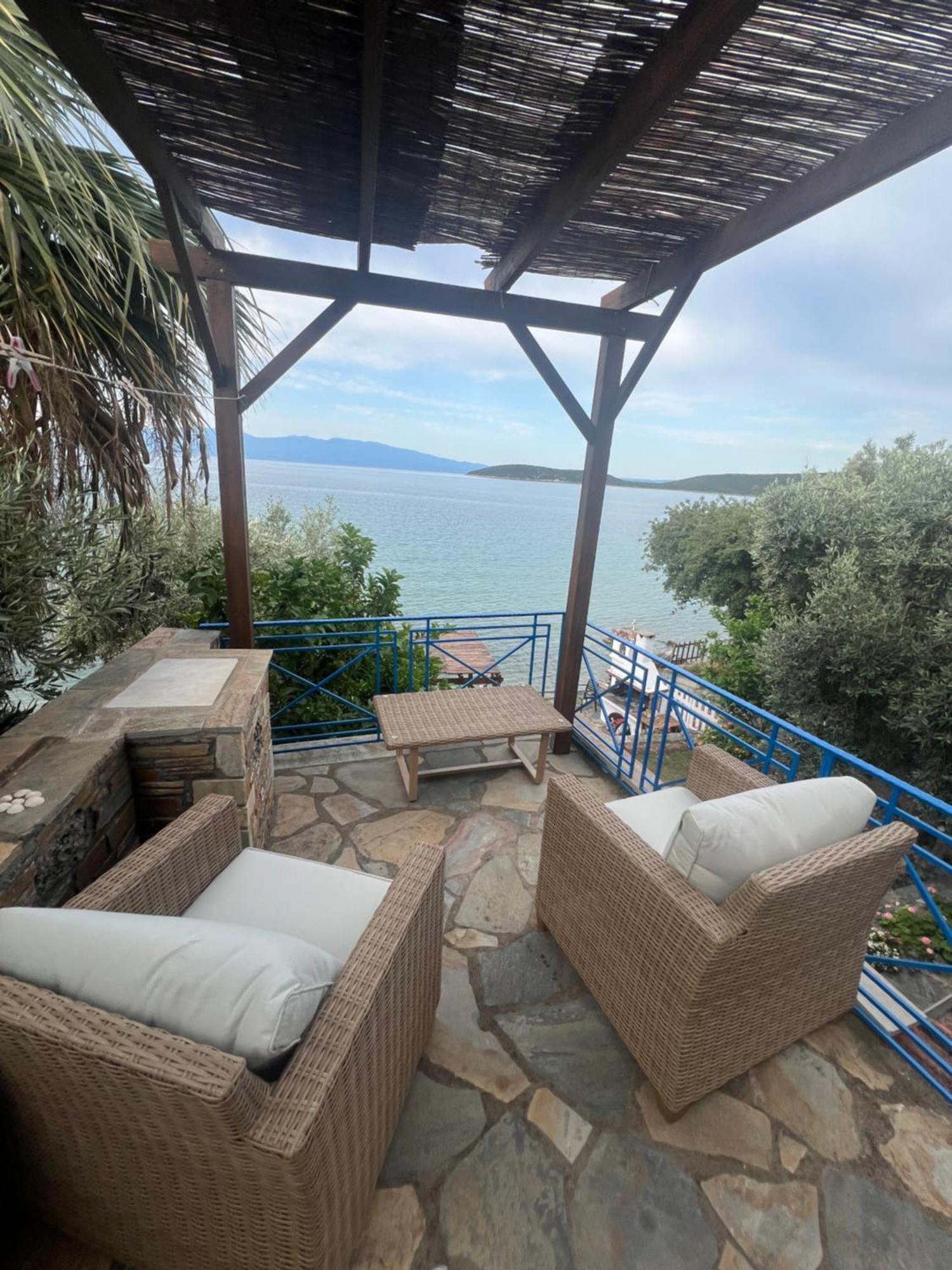 Sourpi Villas Nies Seaside Appartments מראה חיצוני תמונה