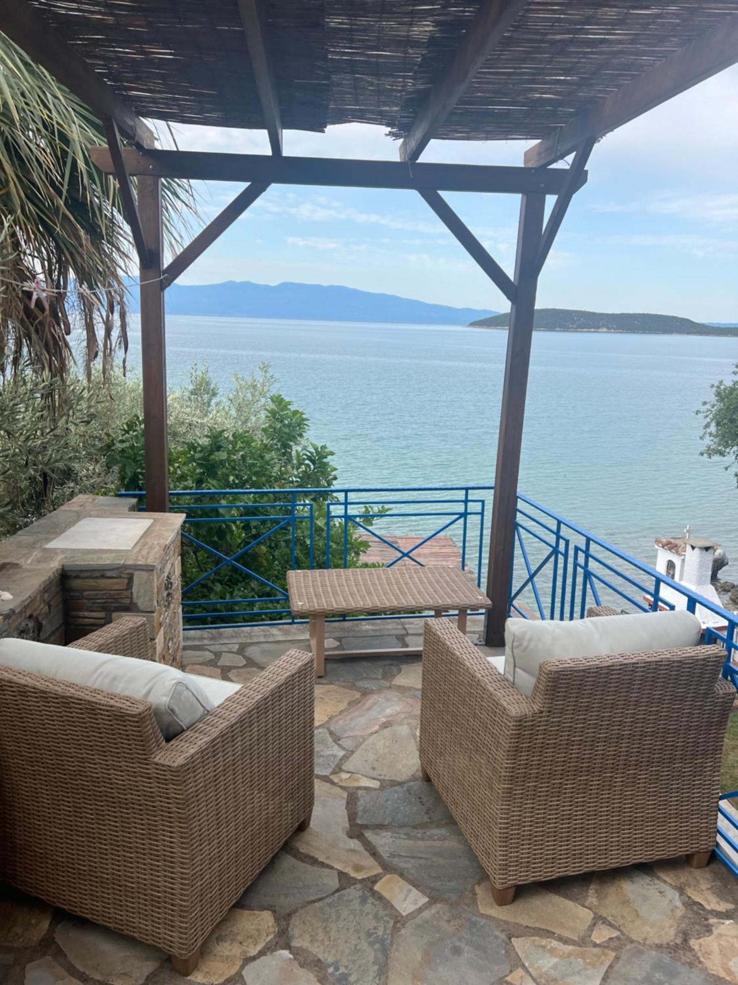 Sourpi Villas Nies Seaside Appartments מראה חיצוני תמונה